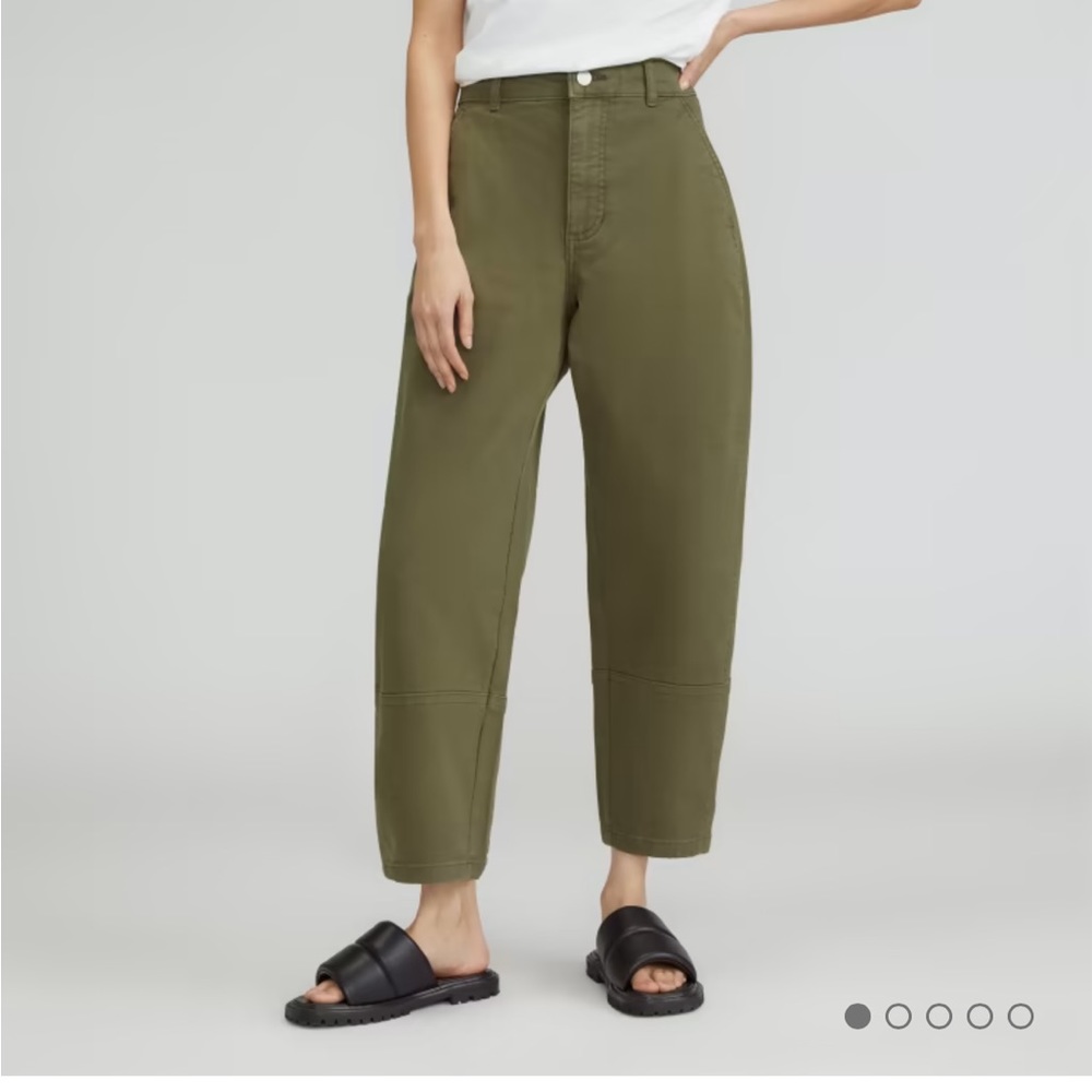 Everlane Utility Barrel Pant in Dark Moss